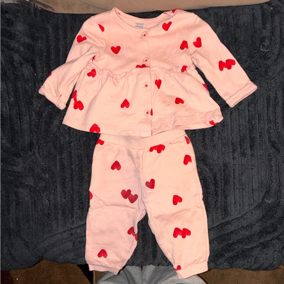 Carter’s Baby Girl Pink Heart Set – 6M Long Sleeve Onesie + Pants 💖 - Picture 6 of 6